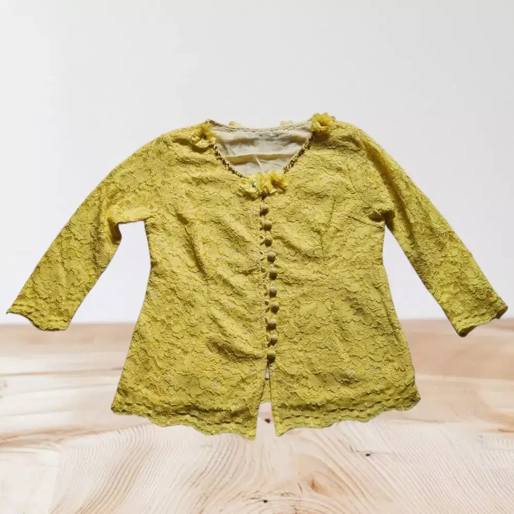 Dress / kebaya kuning kenari