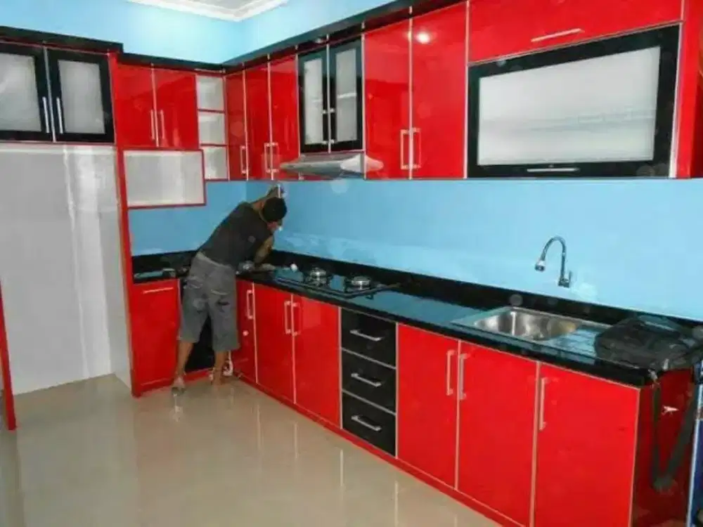 Meja dapur backdrop tv partisi almari pakaian kamar set