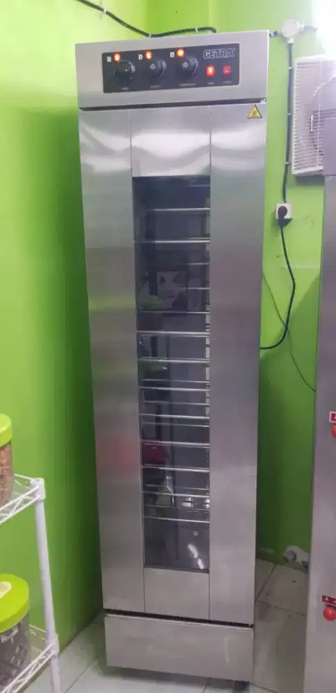 Mesin pengembang(elektric proofer)
