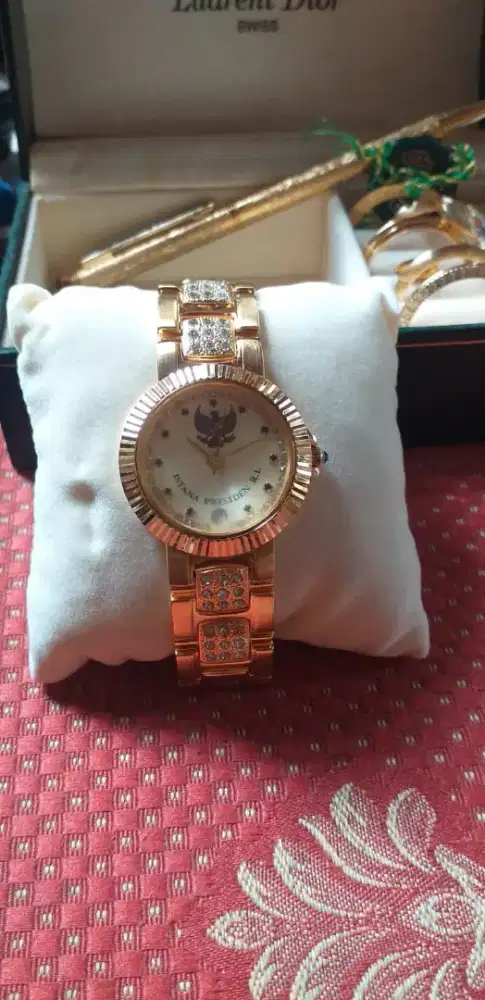 Dijual Jam Antik