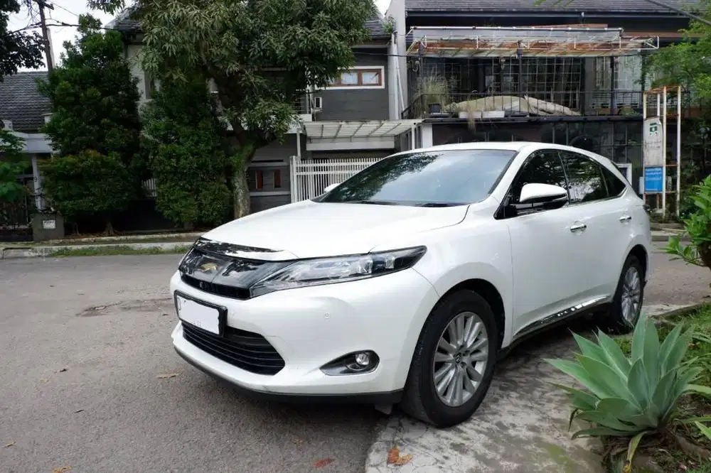 Toyota Harriel 2.0 L At White 2015 JBL