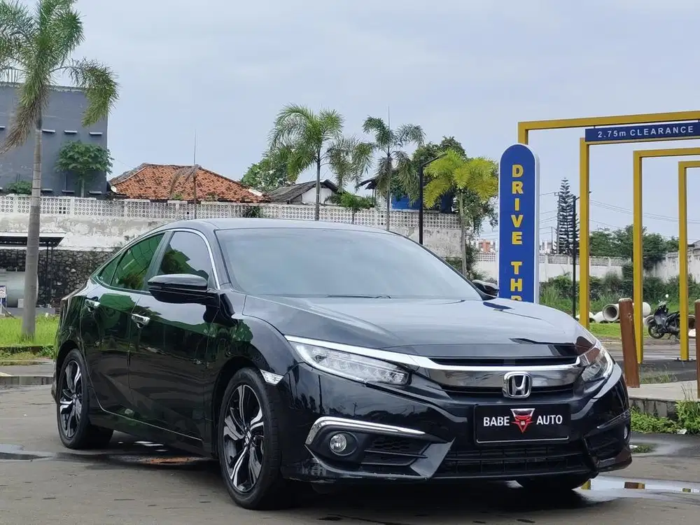 HONDA CIVIC ES 1.5 TC AT 2018 km Low