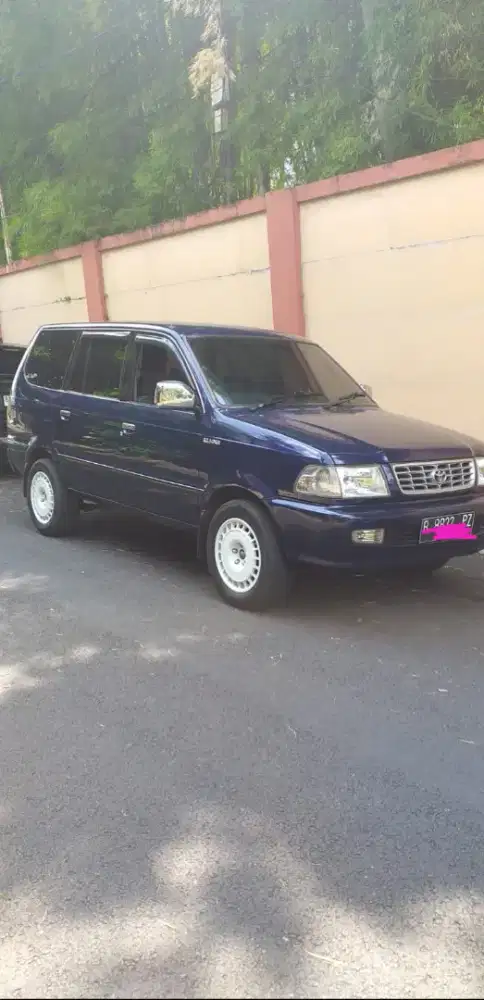 Dijual Mobil Kijang AT Thn 2002