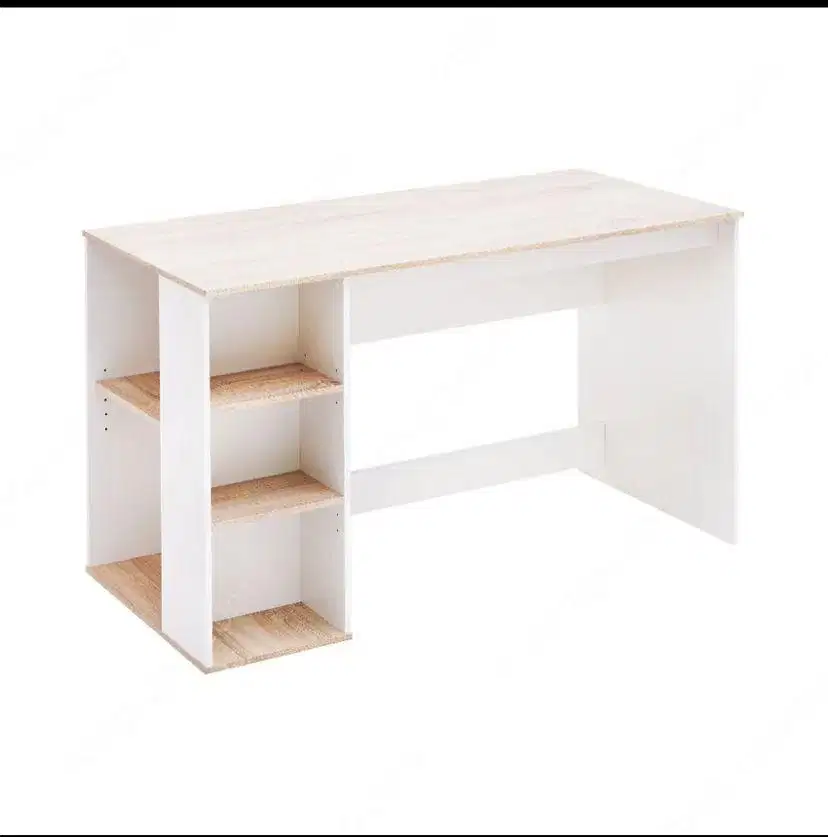 Meja kantor Selma