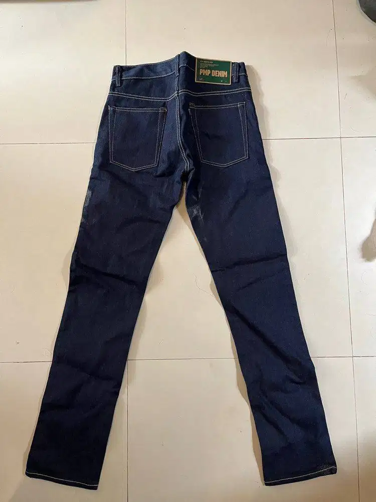 PMP denim ORI pemakaian baru 5 kali no minus tawar aja butuh sekarang