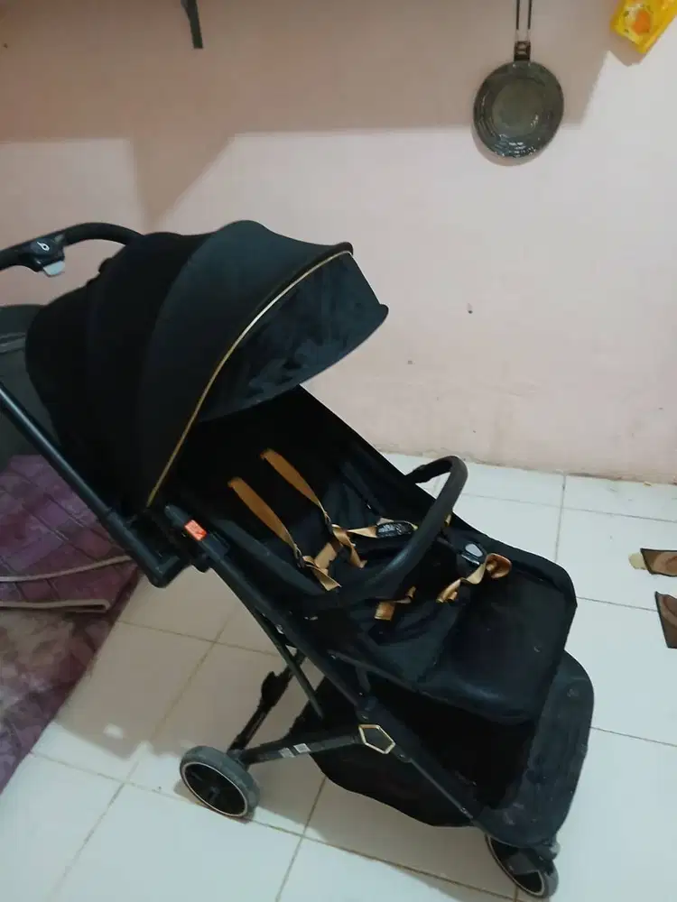 ada yang mau beli stroller, bisa nego kok bundaaa
