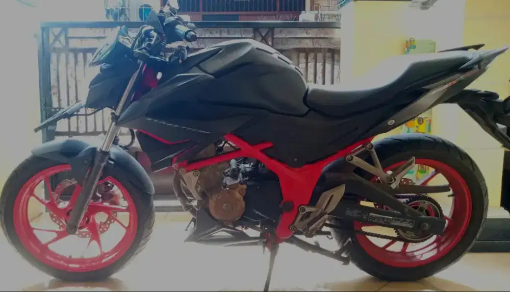 HONDA CB150R STREETFIRE V3 (2018 AKHIR)