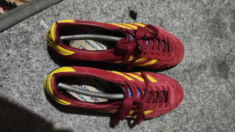 Jual sepatu adidas