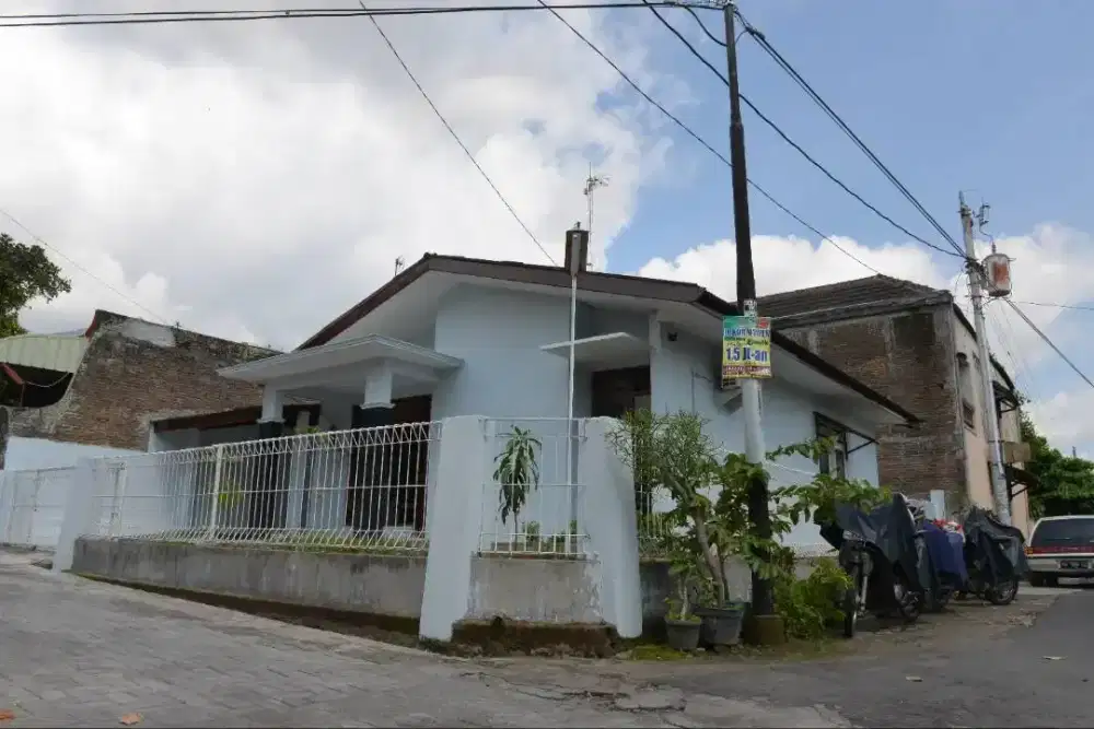 Disewakan rumah Siap Huni Tahunan Di Perum Jatimulyo Baru