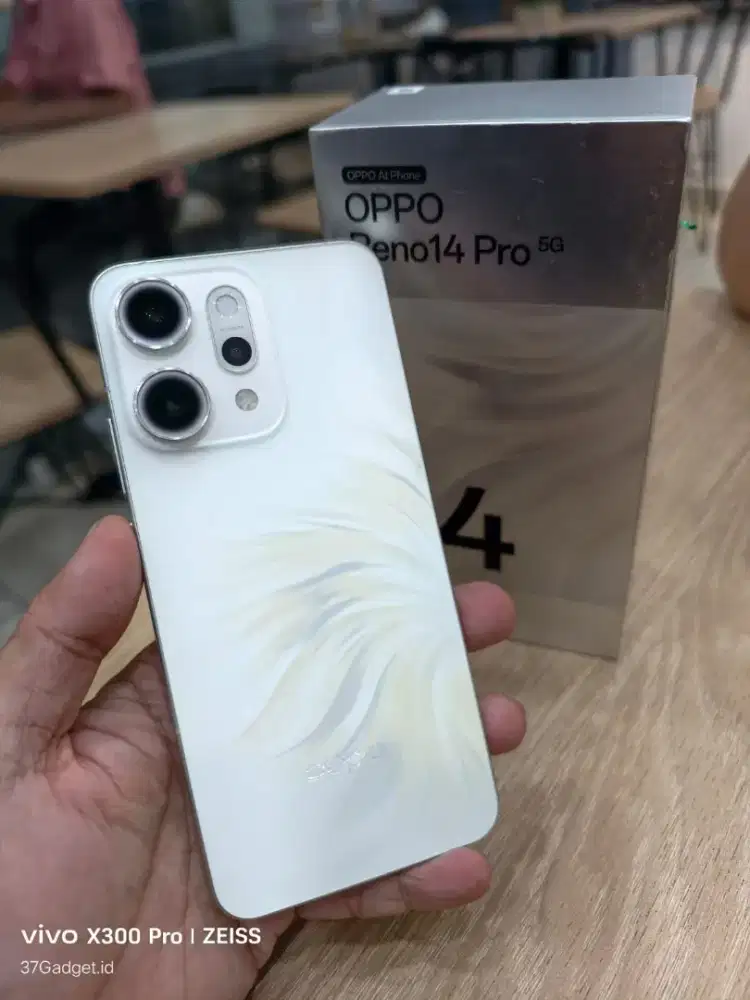 Oppo Reno 14 Pro 5G 12/512 Garansi Resmi April 2027