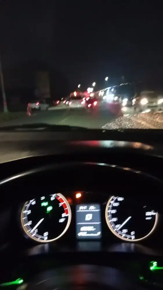 Sedang mencari pekerjaan supir