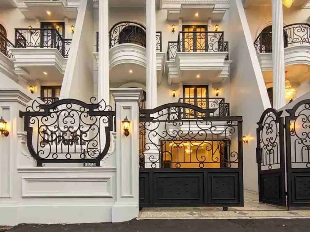 Rumah mewah area ragunan dekat cilandak KKO