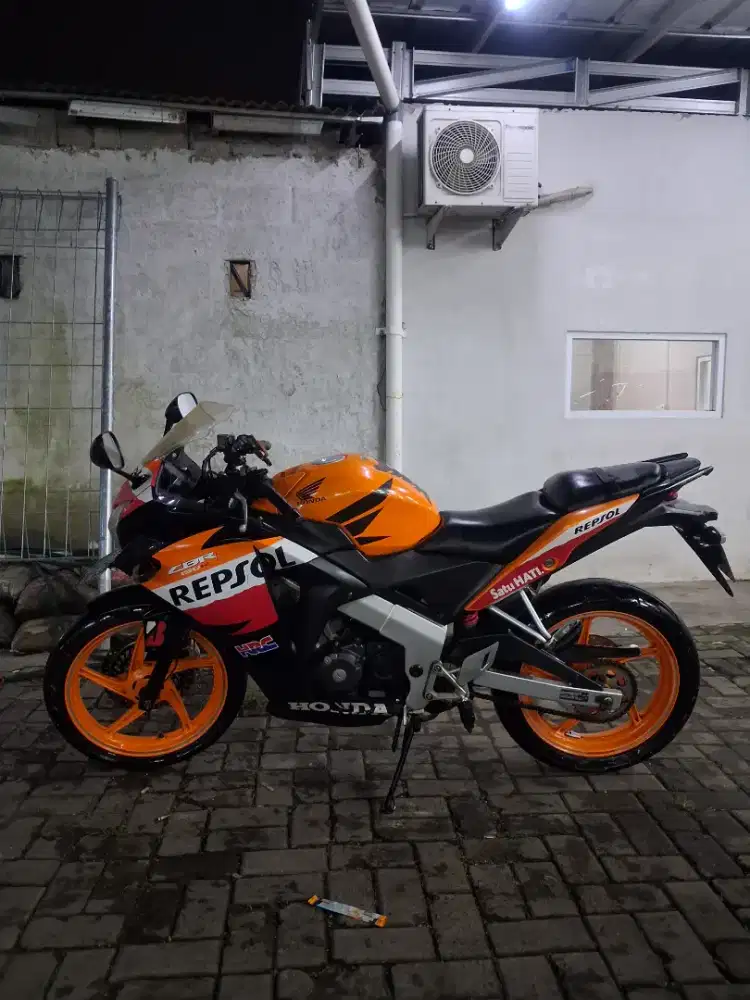 CBR 150 cbu fi 2012