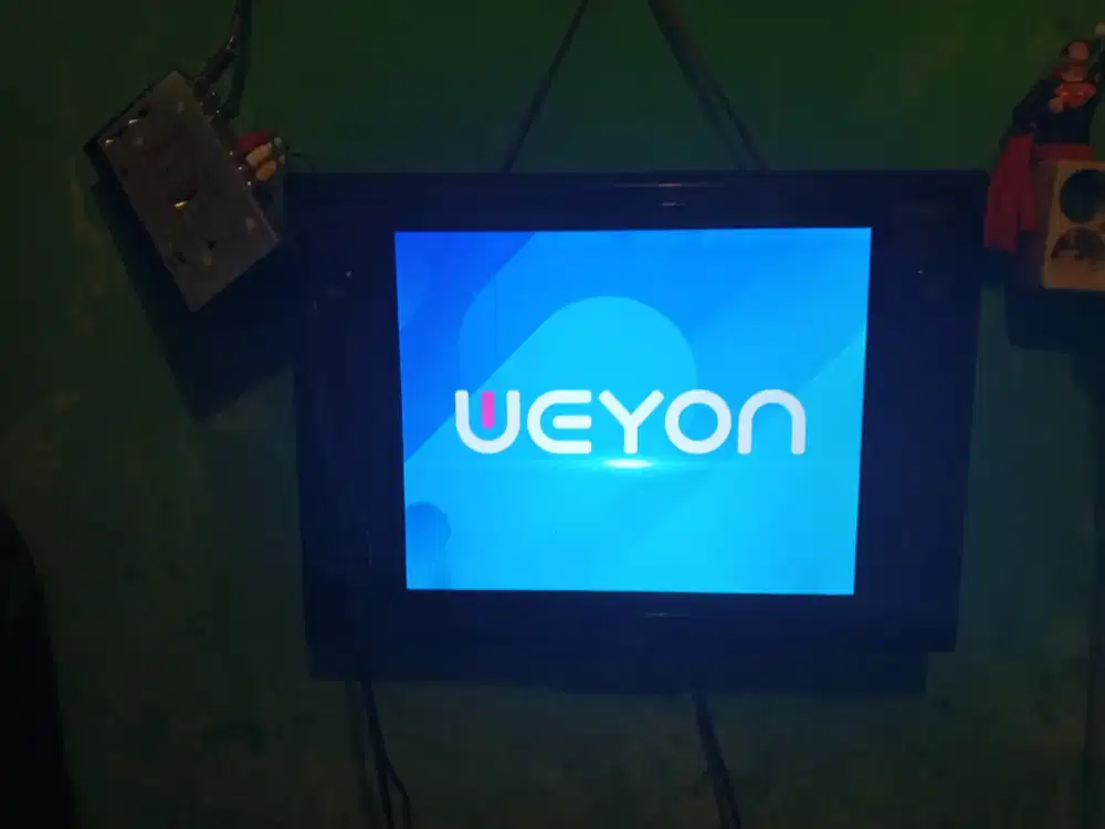Weyon , telivici 17