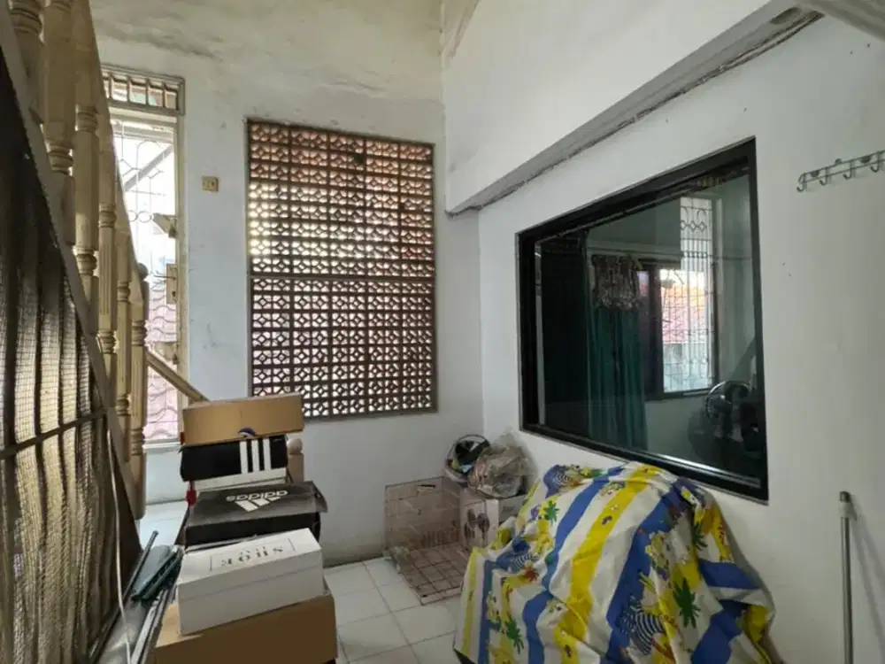 DIJUAL RUMAH BAGUS HADAP TIMUR LAUT BANGUNAN 2 LANTAI TERMURAH DI CITRA GARDEN 2