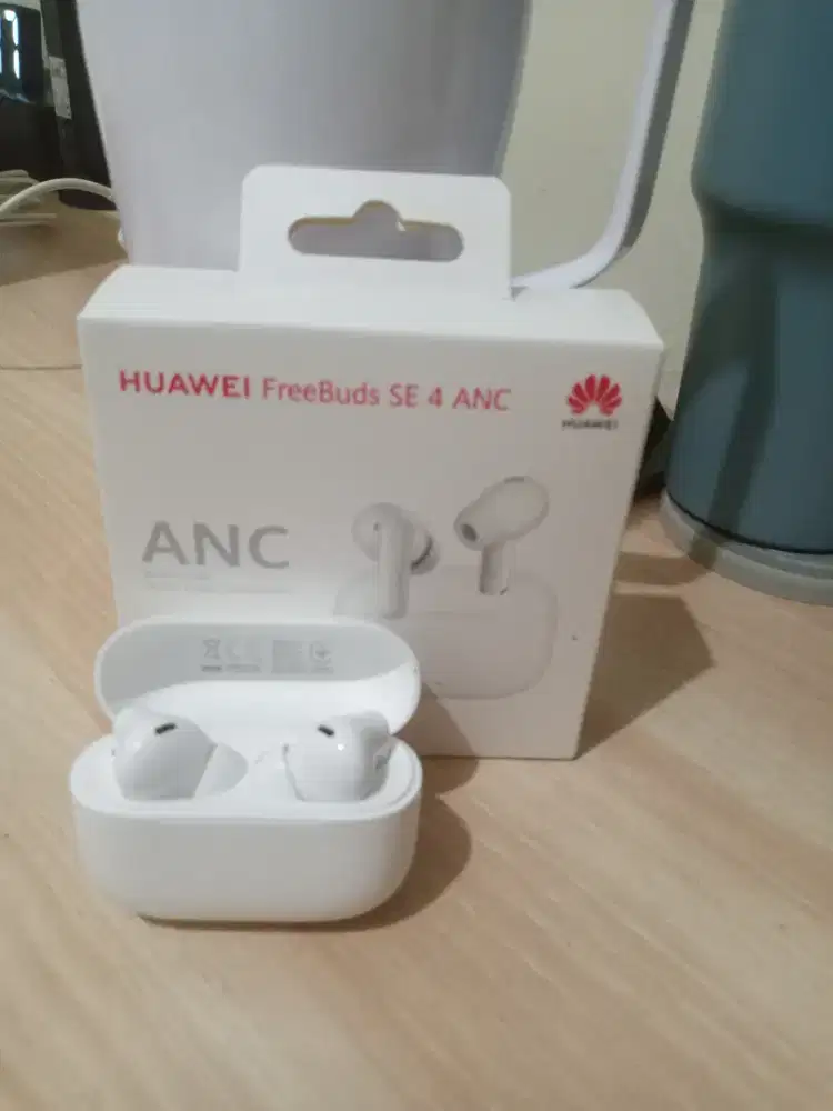 Head Huawei FreeBuds SE 4 ANC