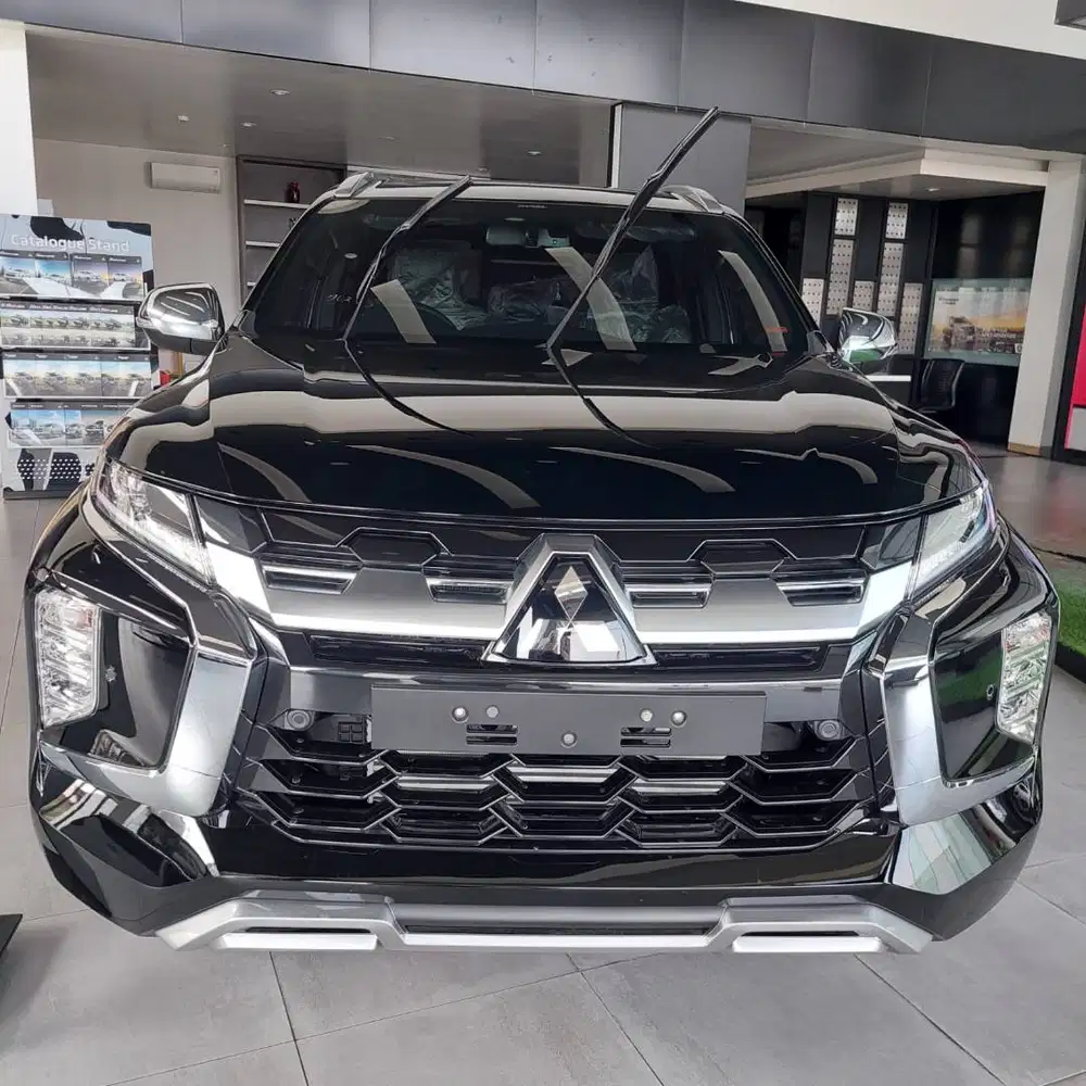 Mitsubishi Pajero Sport Dakar 4X2 AT 2026 Promo Ready stock DP 10%
