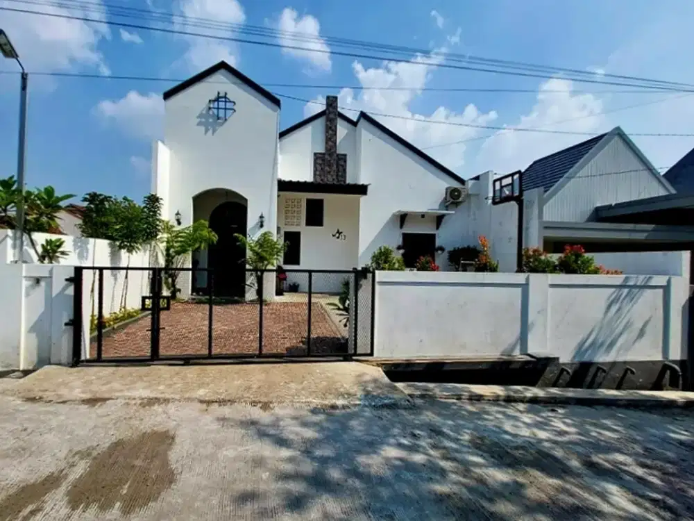 Rumah Ala Vintage Asri di sayap Gegerkalong Setiabudi