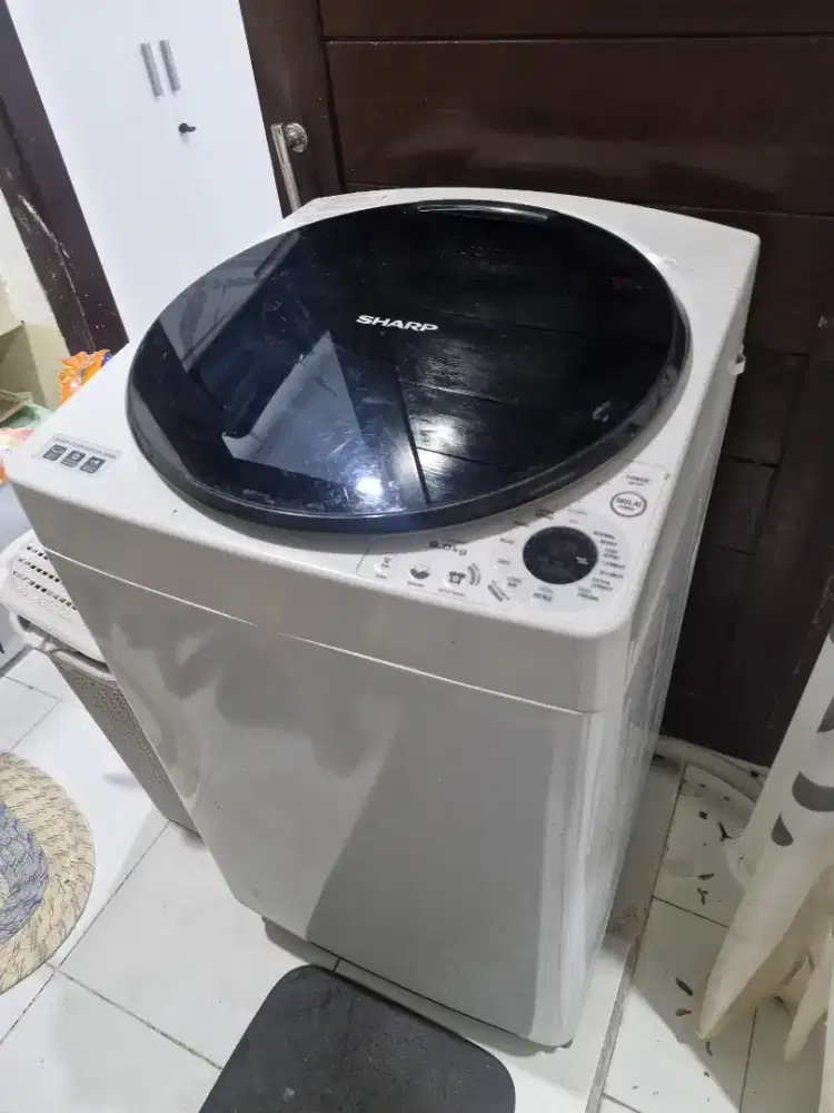 Mesin cuci Sharp
