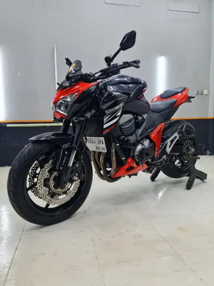 Z800 2014 KM 10rb