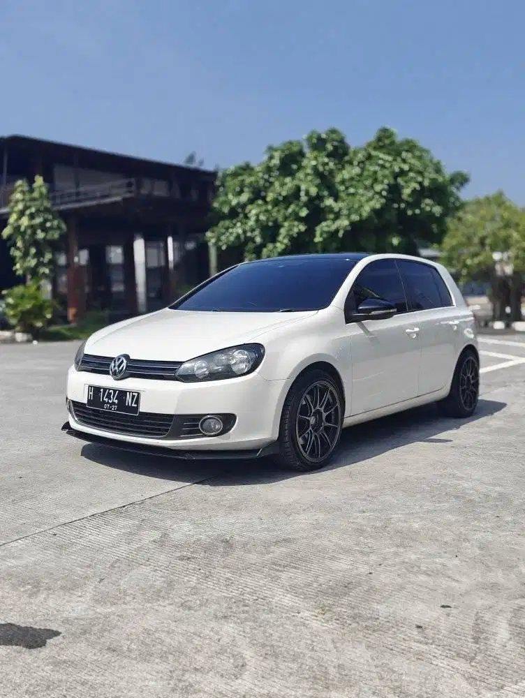 TERBAIK! VW GOLF 1.4 TSI AT 2011, ISTIMEWA! LOW KM, ORISINIL MURMER!