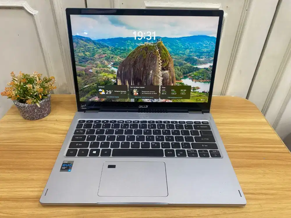 Acer spin 3 series Intel evo Ci7 - 1165G7