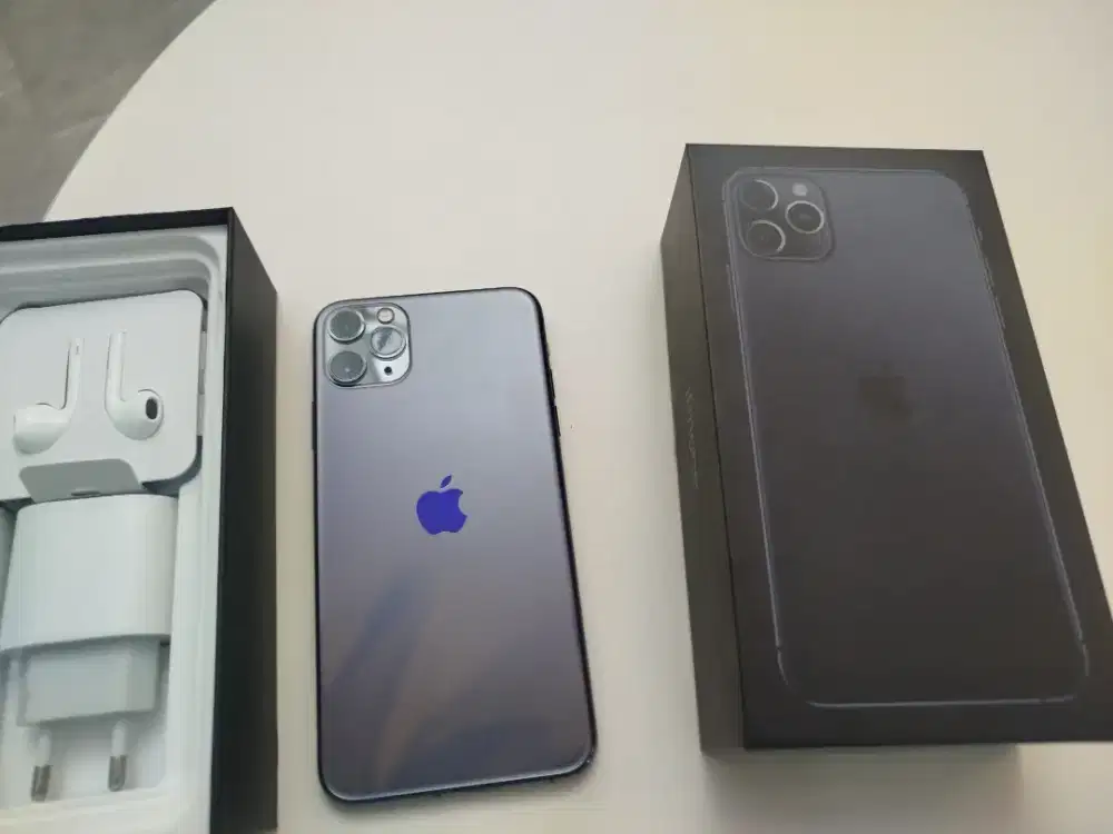 iPhone 11 pro max 512gb number satu