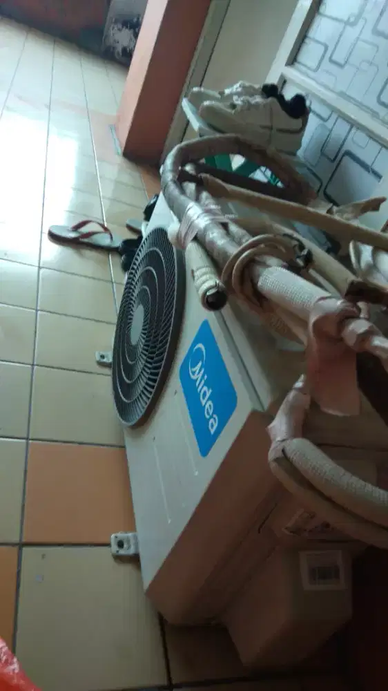 AC MIDEA 1 PK ori