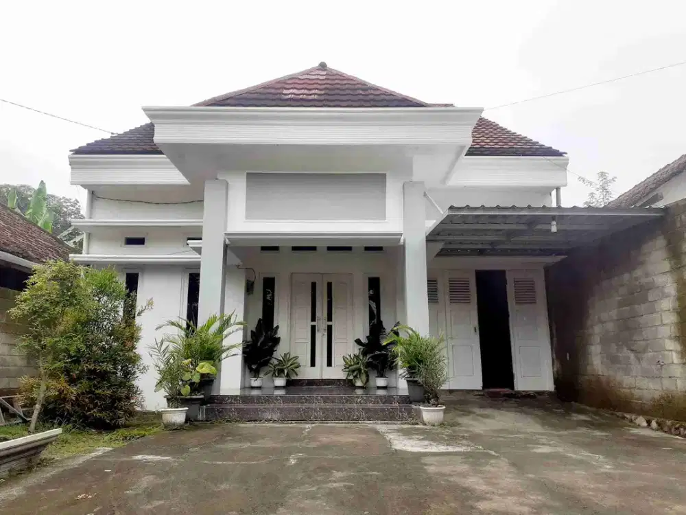 jual murah rumah model mezanine  harga di bawah pasar di Asmoro bangun Puncu Kediri