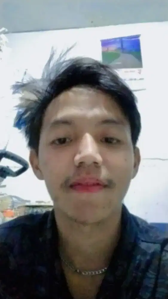 Cari kerja apa aja yang ada mes