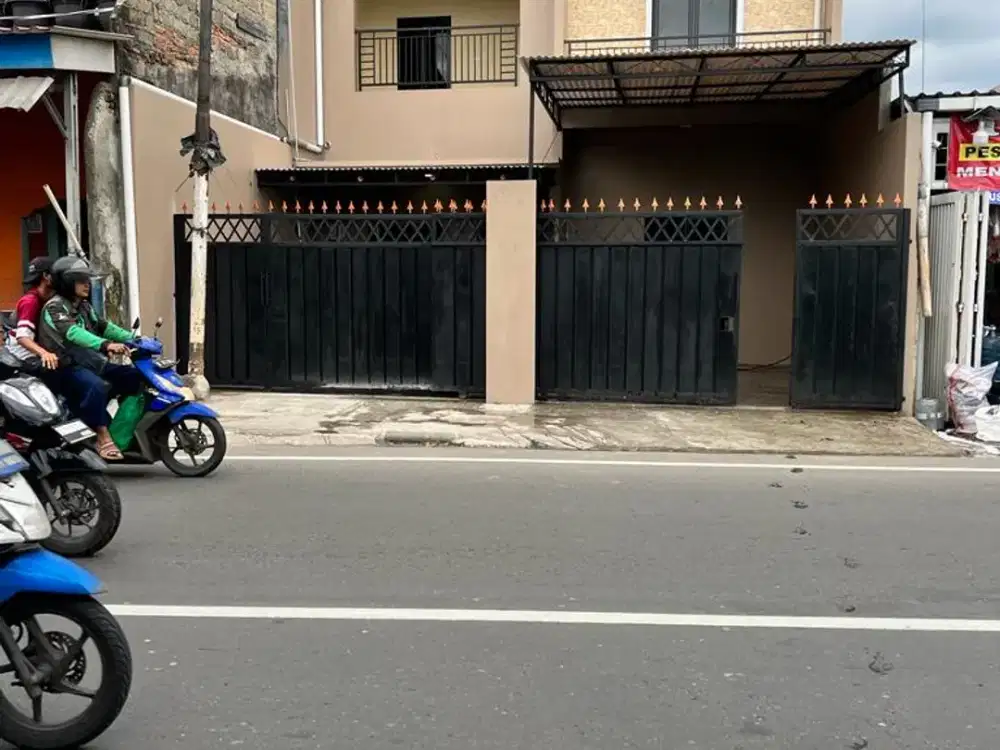 Rumah di Lenteng Agung, Siap Huni dengan Akses Jalan Besar