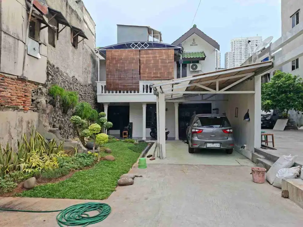 Rumah Kontrakan 22 Pintu,di jembatan besi,Tambora,jakarta barat