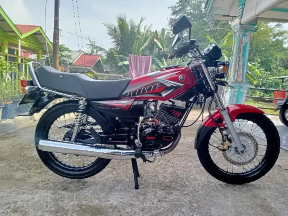 B.U yang serius aja.