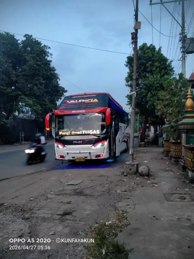 Hino R 260 2017