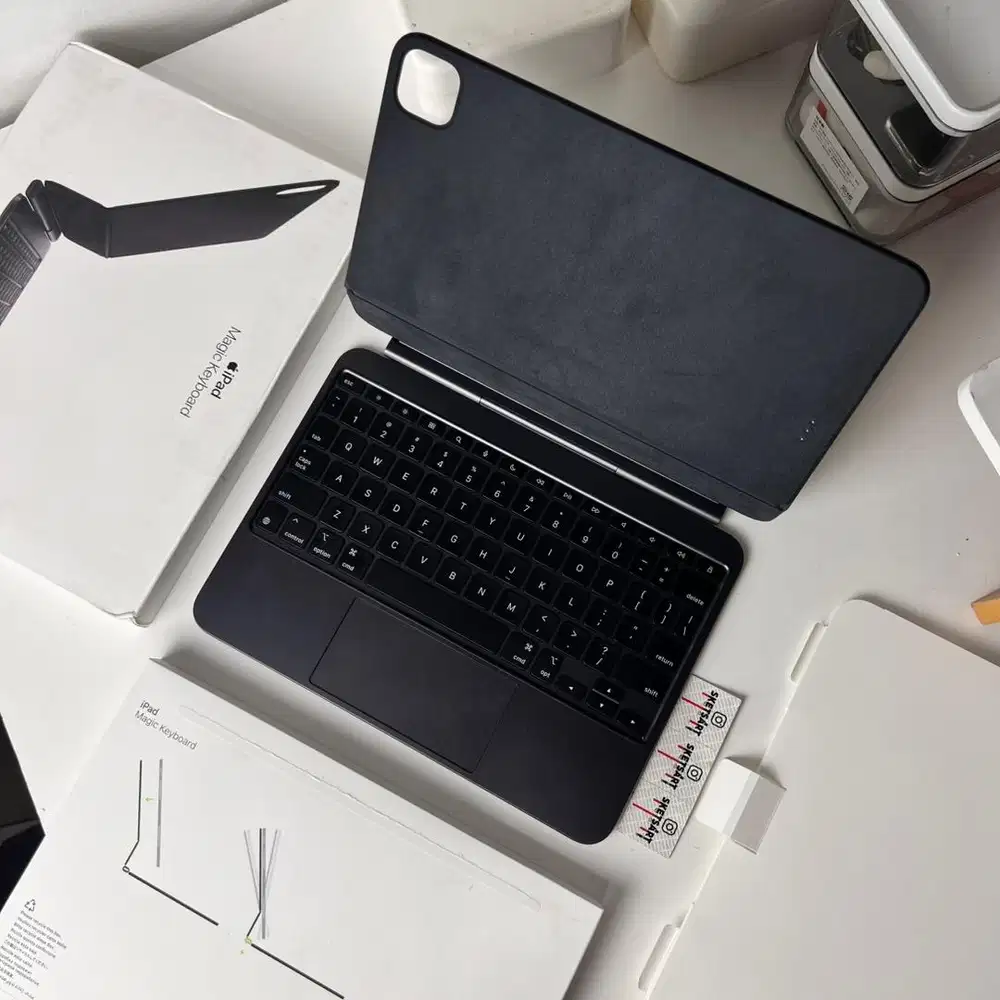 Apple Magic Keyboard Apple iPad Pro M4 M5 11 inch Original 100%