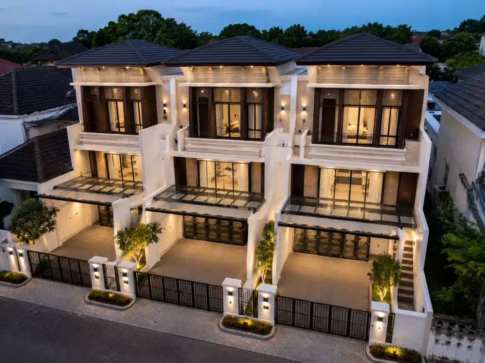 Townhouse Mewah di Cilandak 0 kilometer ke MRT Fatmawati