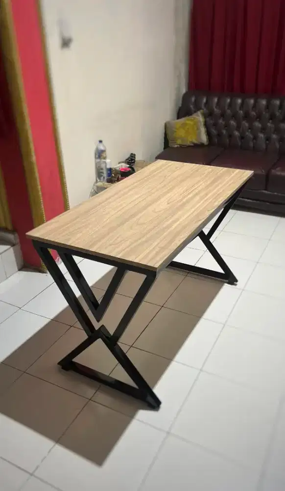 Meja Kerja Kaki Besi Custom