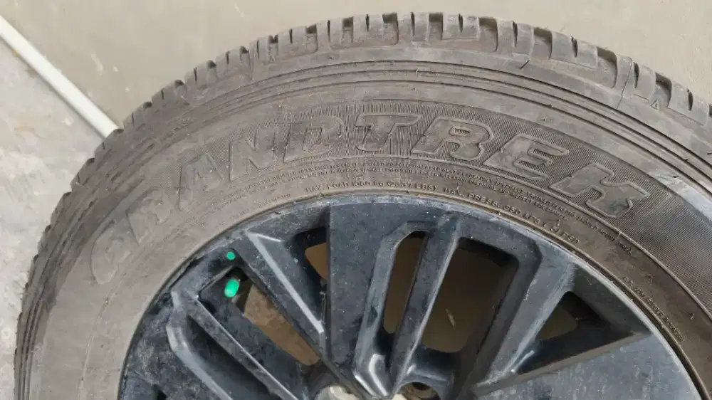 Copotan Velg Fortuner Ring 18 PCD 6x139 +Ban Baru Grandtrek 265/60 R18