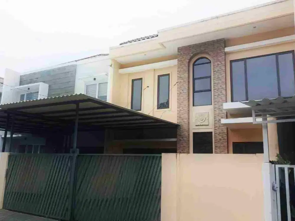 RUMAH LUAS DAN STRATEGIS DI JOHARI TANAH KUSIR