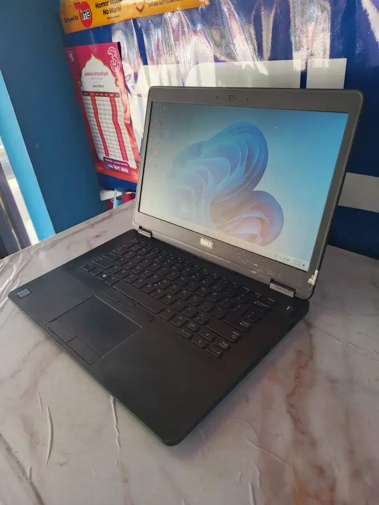 LAPTOP DELL LATITUDE 7470 INTEL CORE I5 6200U  RAM 8GB DDR4