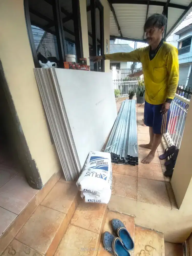 Jasa plafon dekorasi gypsum matrial bangunan garansi rata seperti kaca