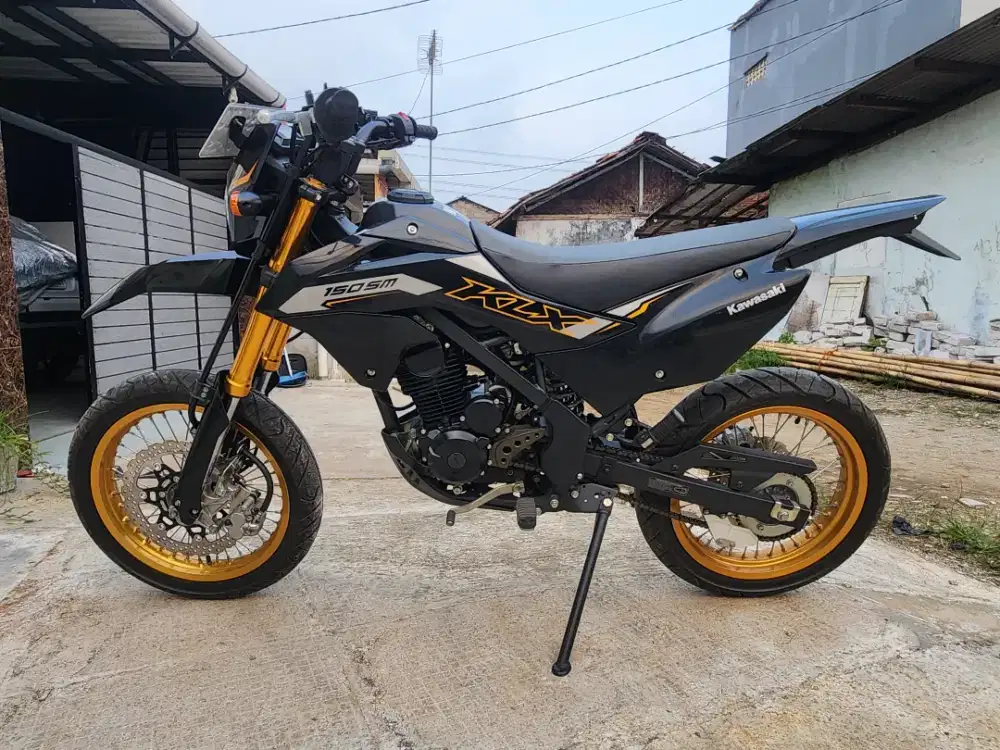 KLX SM 150 SE tahun 2024 KM 1500