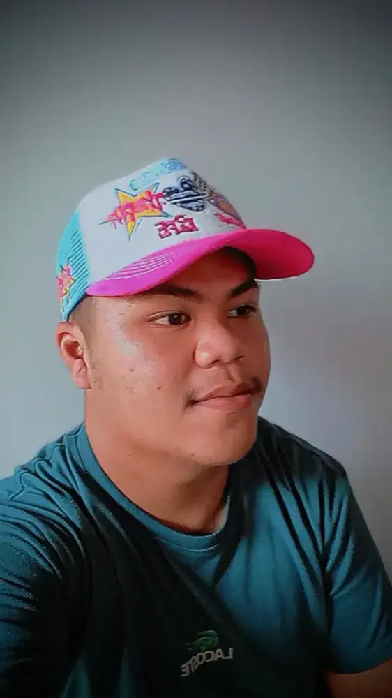 Memasak, melayani costumer
