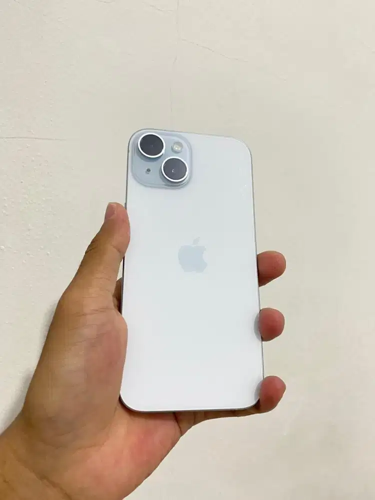 iPhone 15 128Gb iBox
