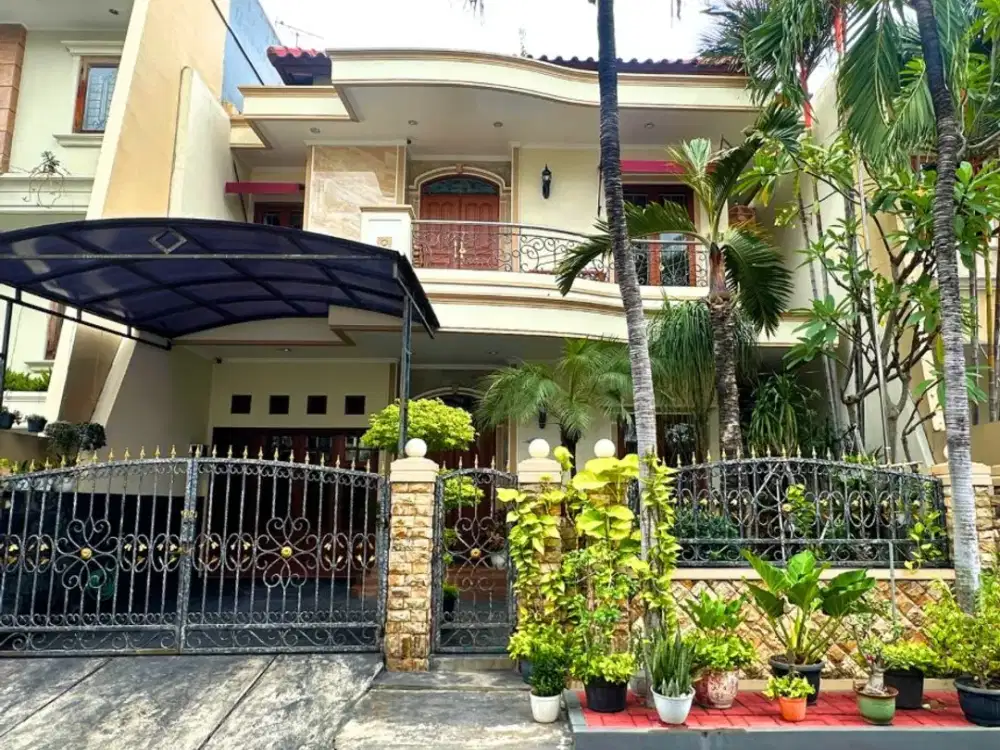 Rumah di Permata Buana,Luas 200 m,2 lantai,Shm,Harga:7.5 M nego