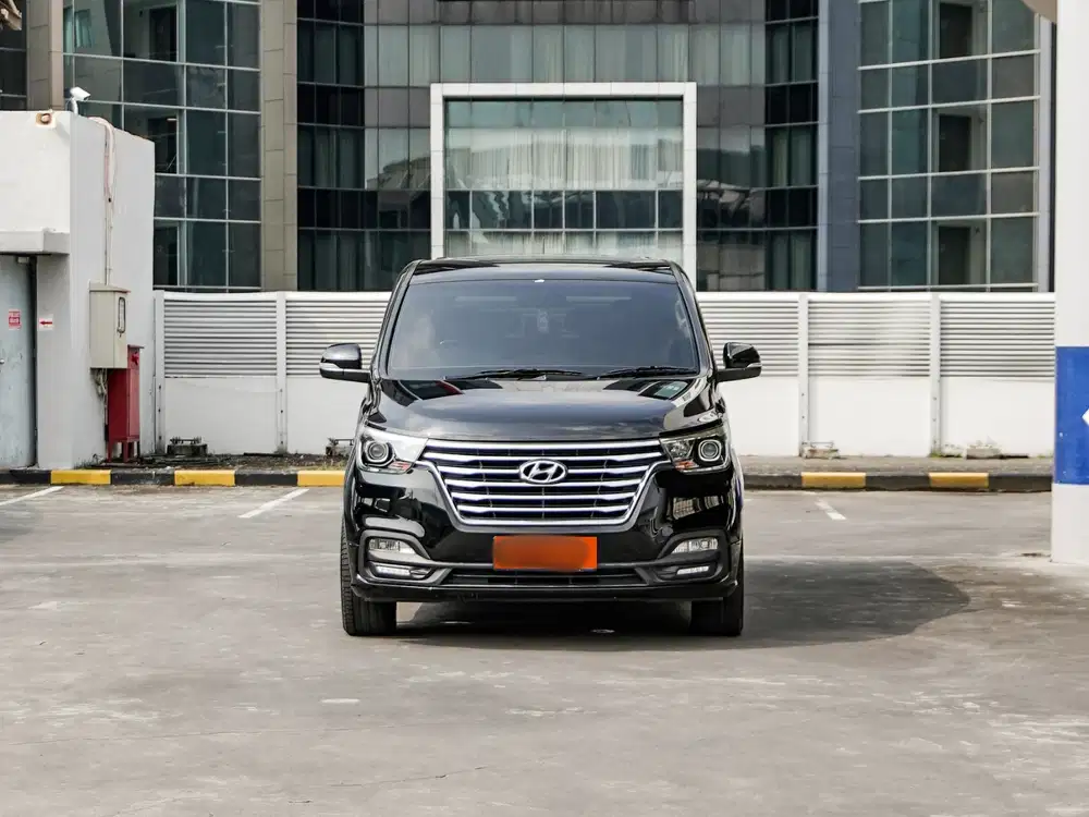 Hyundai H-1 2.4 At Royal 2019 Diesel