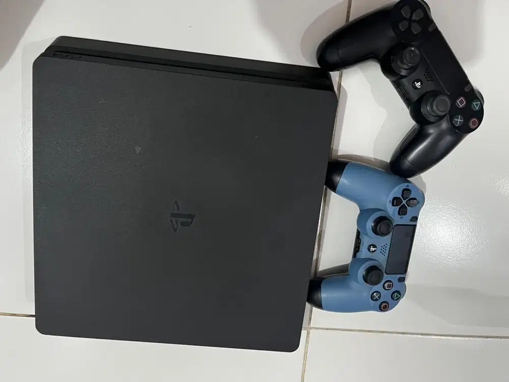 Ps4 slim 500gb + stick 2 ori mesin