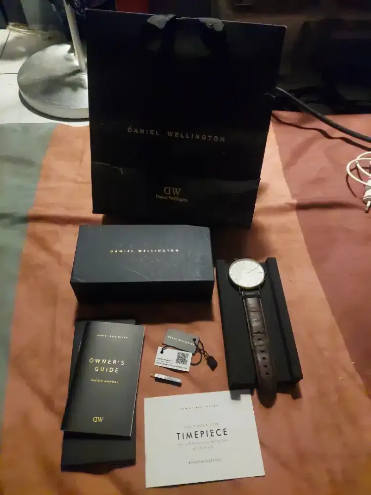 Jam Tangan Pria Daniel Wellington Classic Bristol 40MM Fullset