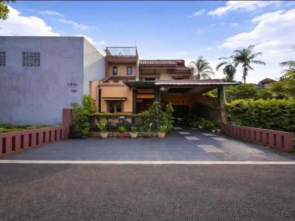 Rumah Siap Huni di Komplek Besar Pondok Cabe — Posisi Pojok & Lokasi Strategis!