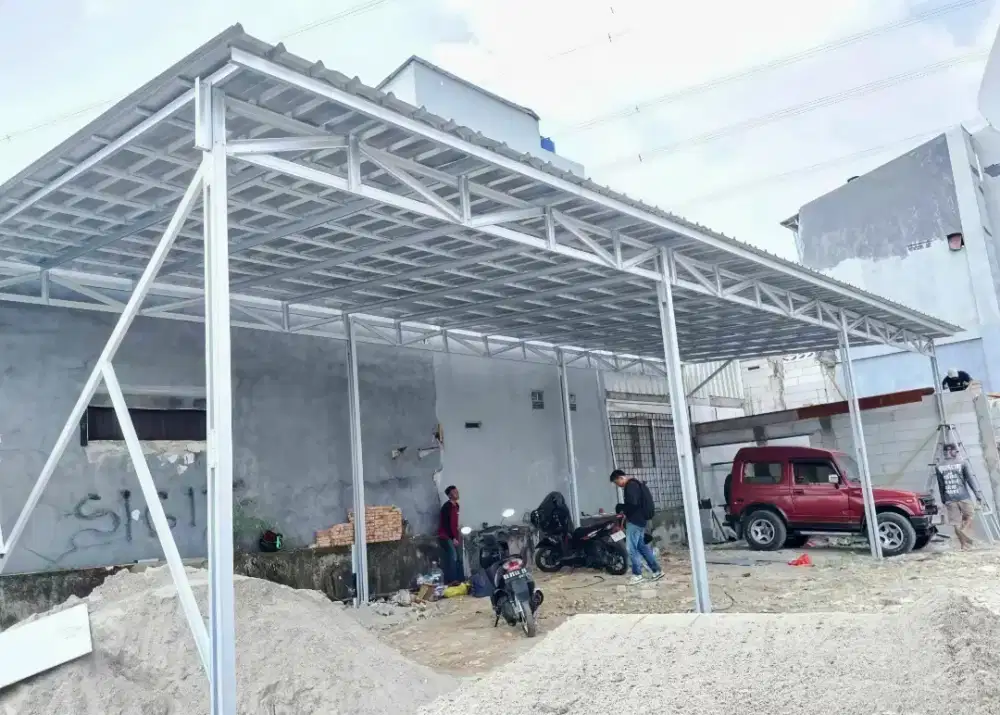Pasang kanopi baja ringan